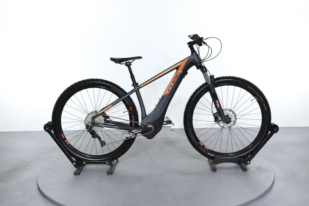 Koop Vandaag Cube Access Hybrid EXC