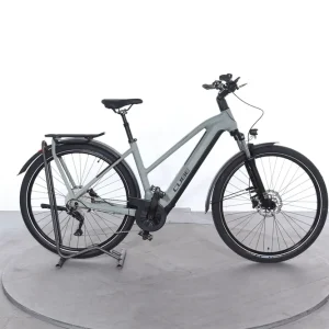 Weekendaanbieding Cube Kathmandu Hybrid One