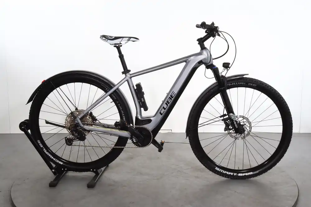 Laatste Kans Cube Nuride Hybrid EXC Allroad