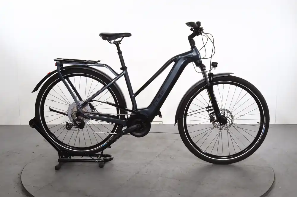 Finale Uitverkoop Cube Touring Hybrid Pro