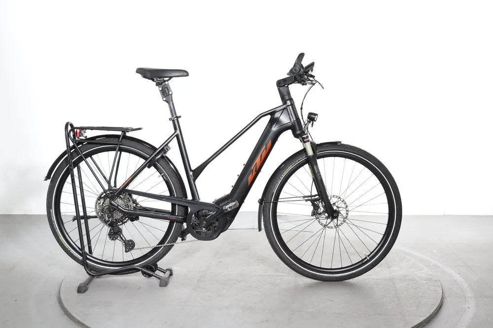 Must-Have KTM Macina Ultimate XTS