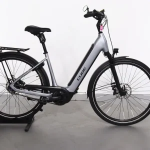 Weekendaanbieding Cube Supreme Hybrid SL 625