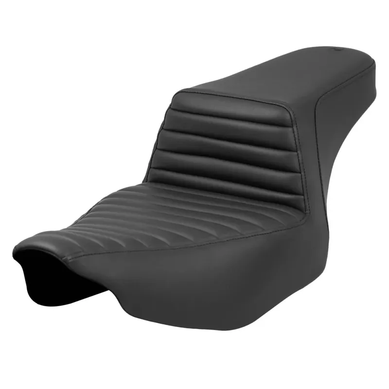Saddlemen Step-Up Tuck-n-Roll voor Harley 24-25 Touring Road Glide / Street Glide / Black Betaalbaar